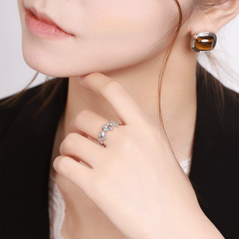 Bubble Aura Geometric Ring