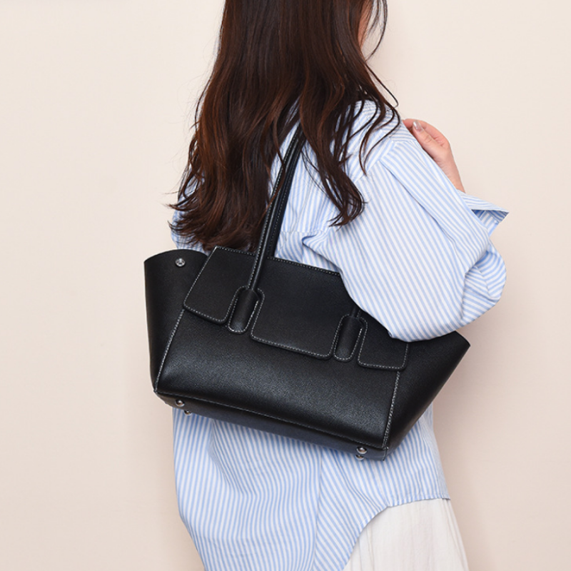 Urbanelle Tote Bag