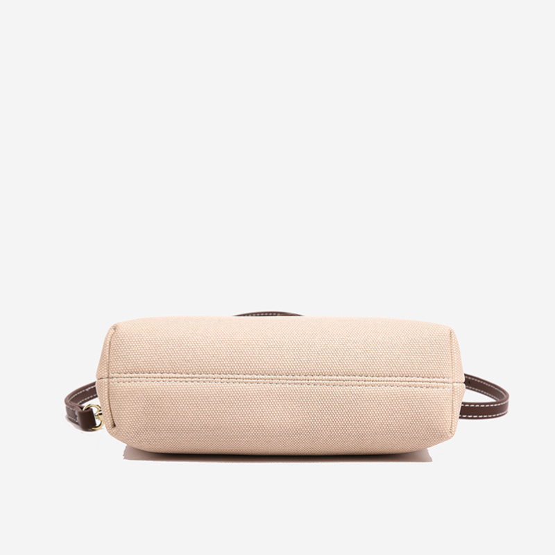 Paris Commute Niche Shoulder Bag