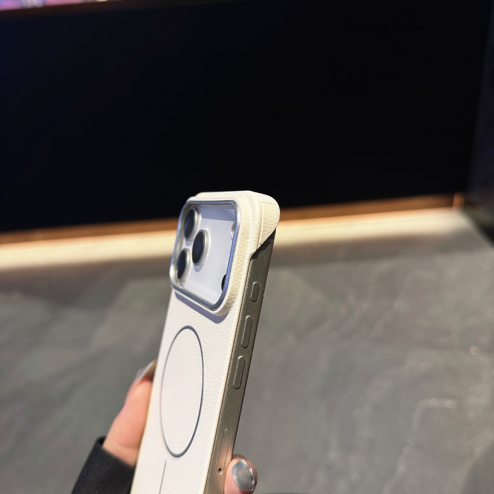 Lunex Ultra-Thin Leather Magnetic iPhone Case