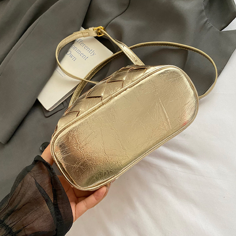 Veloura Quilted Handbag
