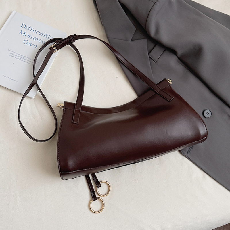 Vintage Élan Women’s Baguette Shoulder Bag