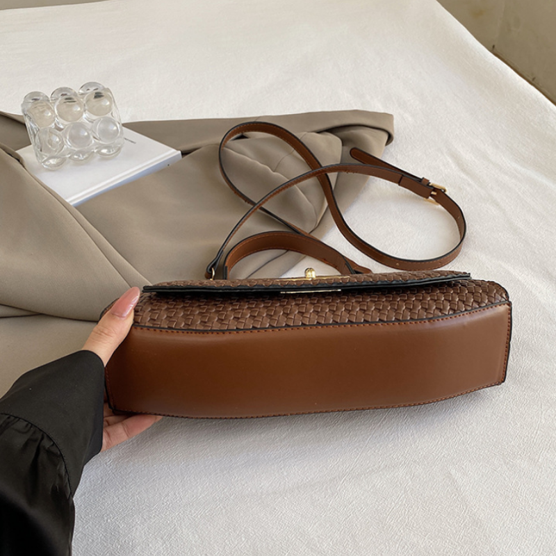 Luneva Handbag