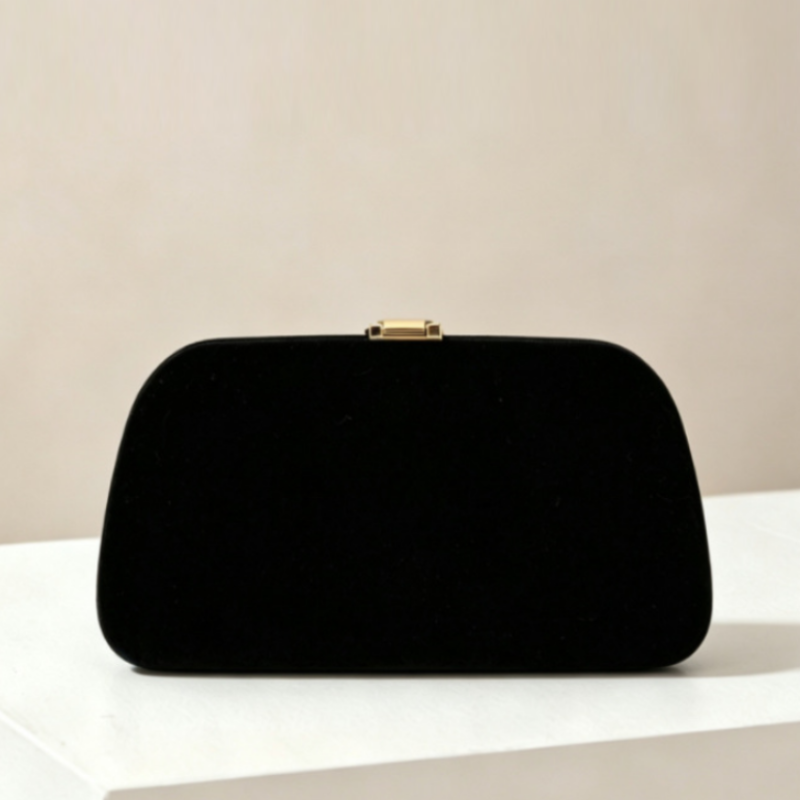 Veloura Leaf Clutch