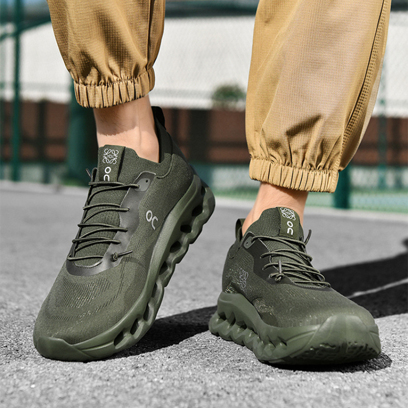 AeroStride Everyday Running Shoes