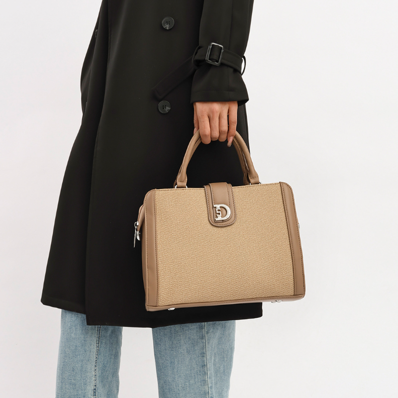 Everyday Poise Handbag