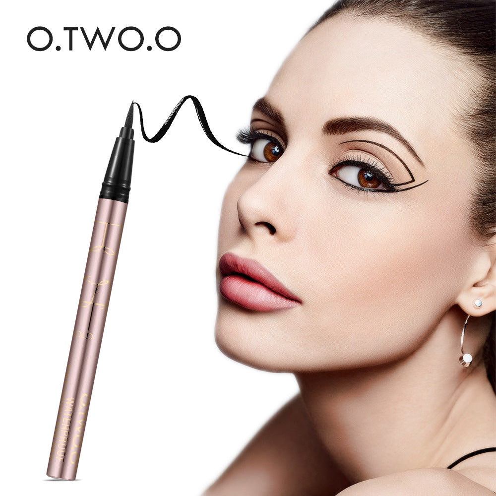 Ink Glide Matte Liquid Eyeliner