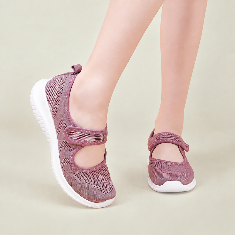 Lunara Softstep Mesh Sneakers