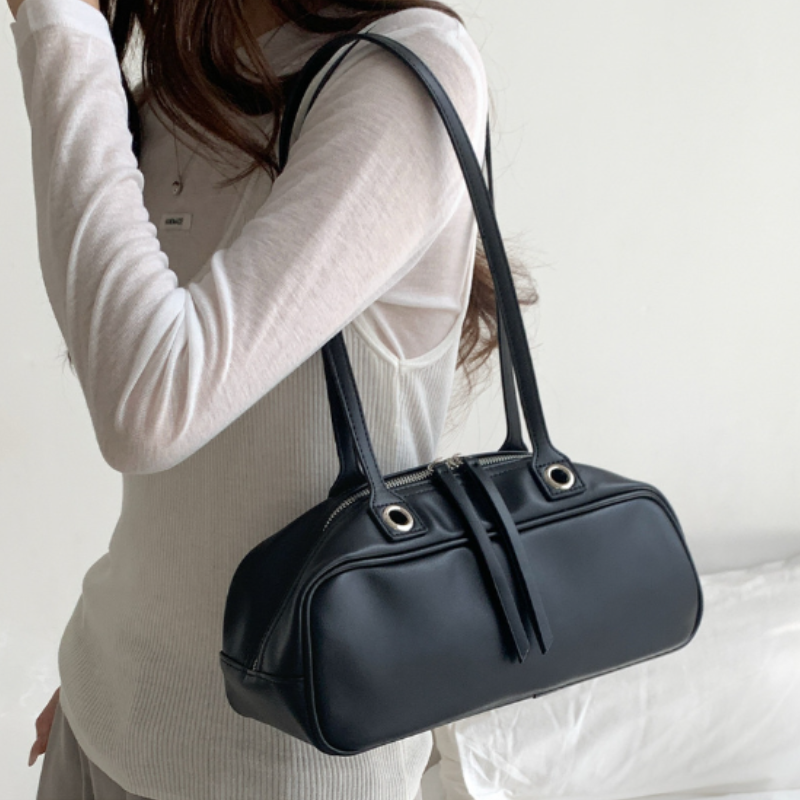 City Form Boston Shoulder Bag
