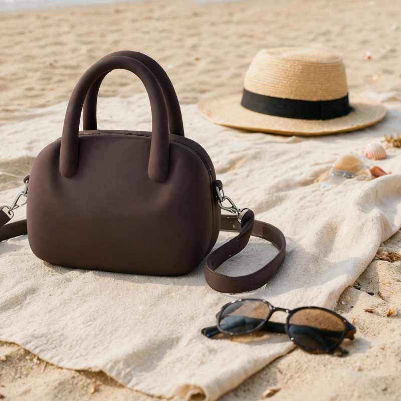 Cavelle Structured Hand Bag