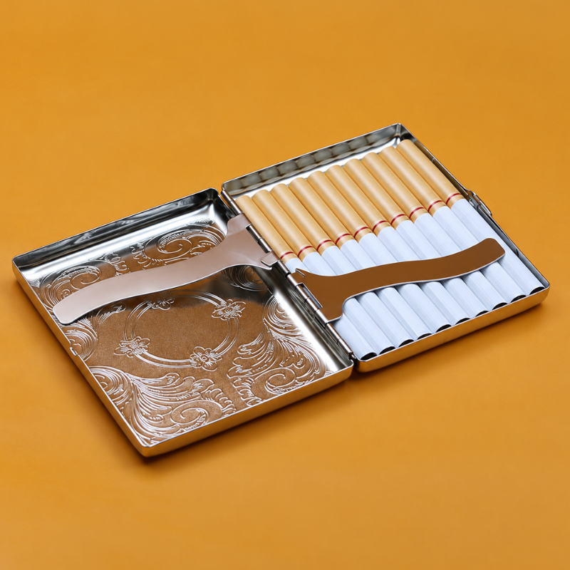 Embossed Steel Men’s Cigarette Case