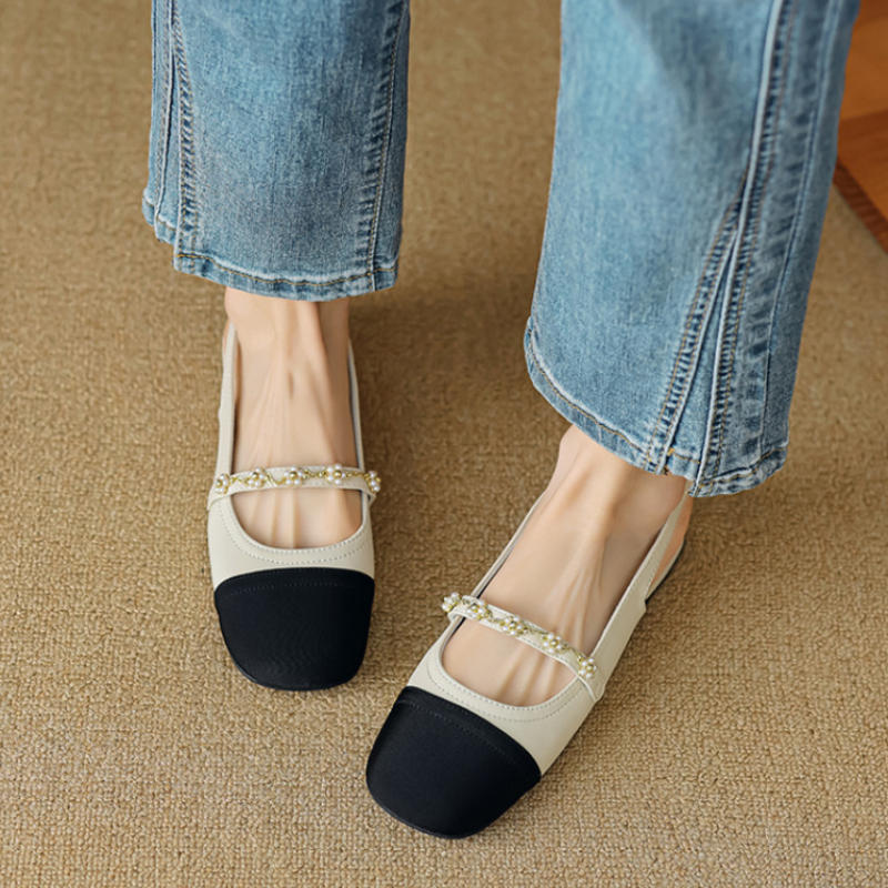 Pearl Accent Contrast Pumps