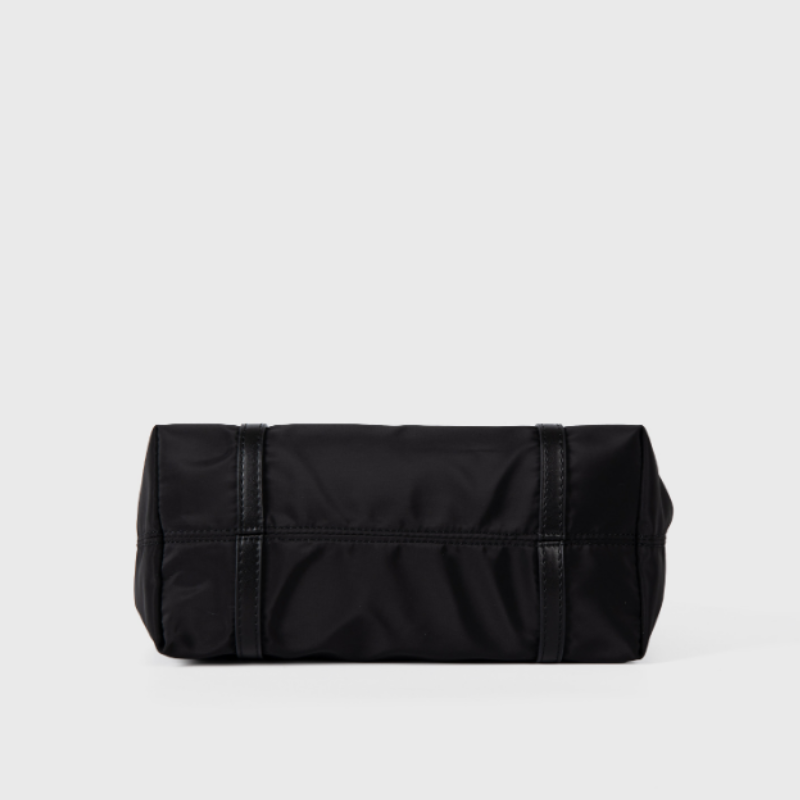 Eclipse Minimal Bucket Bag