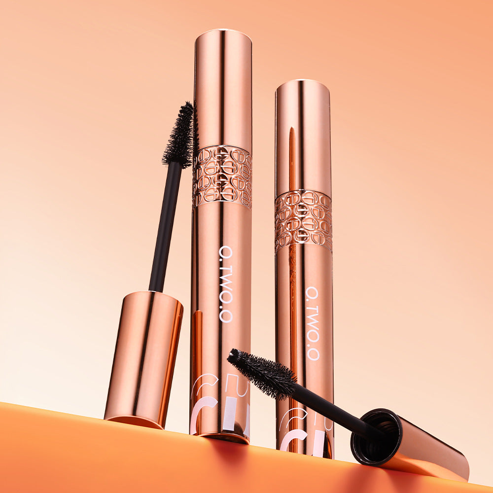 LashLock Volume & Curl Mascara