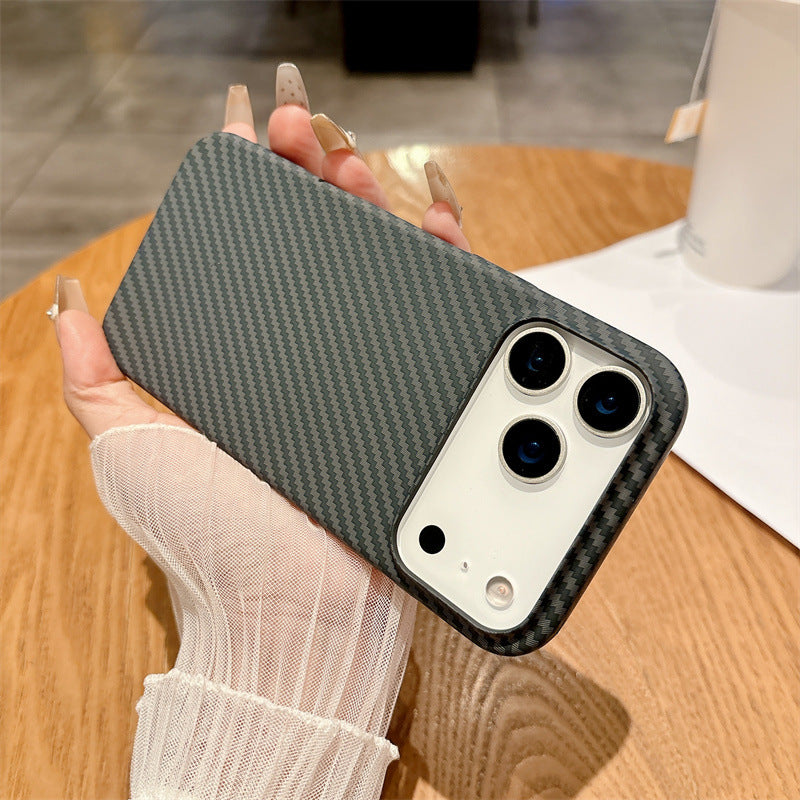 Kairo Carbon MagSafe iPhone Case
