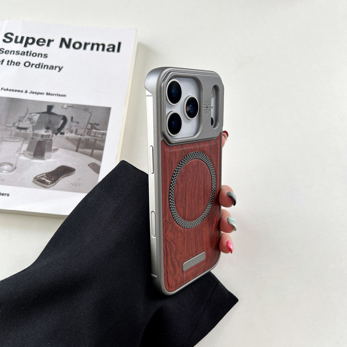 Wood Grain Magnetic Phone Case